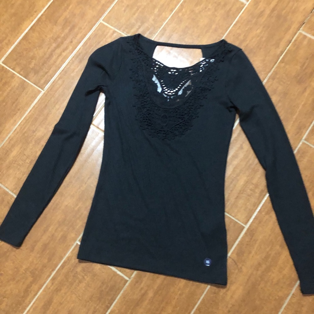 XS Hollister long sleeve top with lace detailing